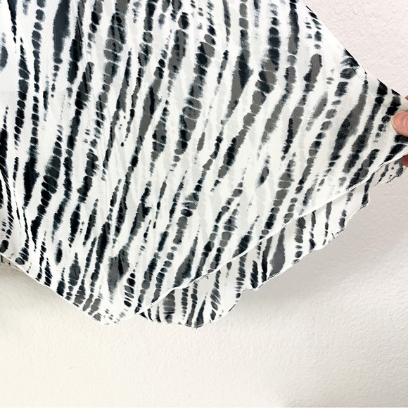 J Valdi Beachwear Racer Back Swim Cover Up Size M - Picture 6 of 9